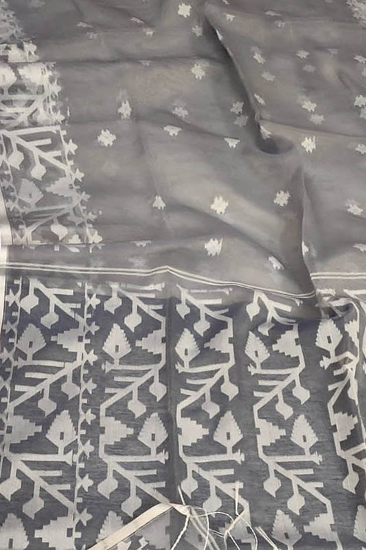 Exquisite Grey Handloom Jamdani Muslin Saree: Timeless Elegance - Luxurion World
