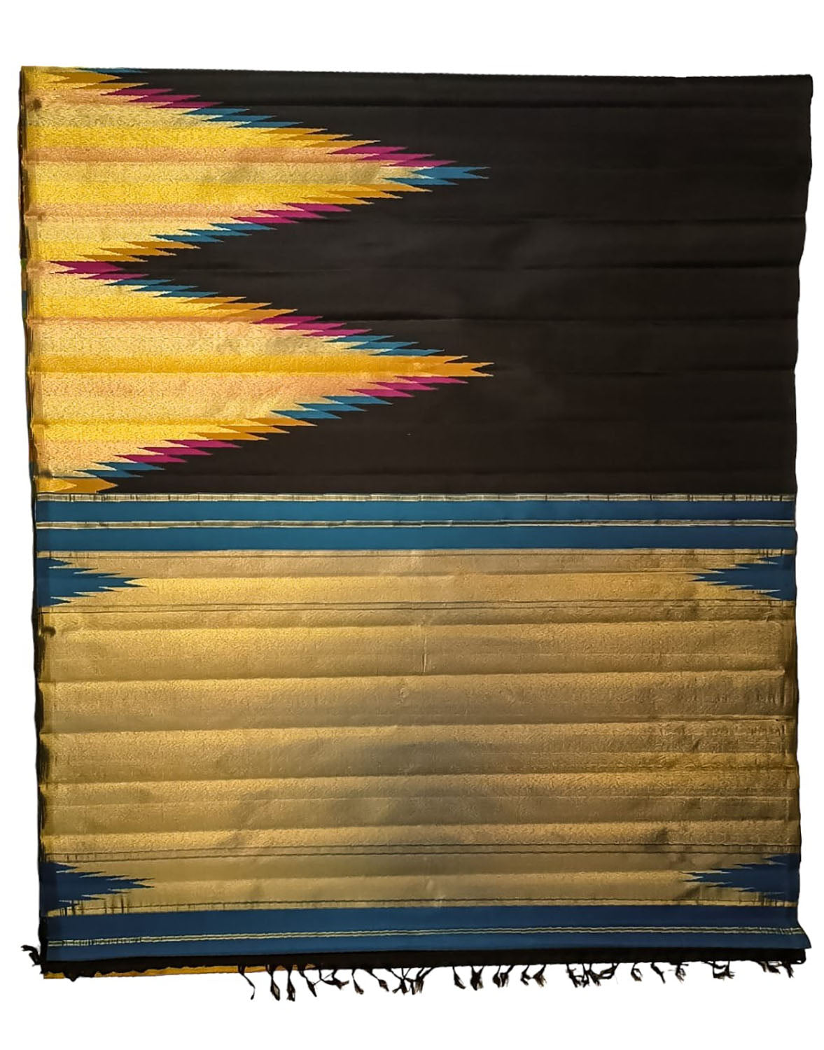 Shop the Pure Elegance of Black & Golden Kanjeevaram Handloom Silk Saree - Luxurion World