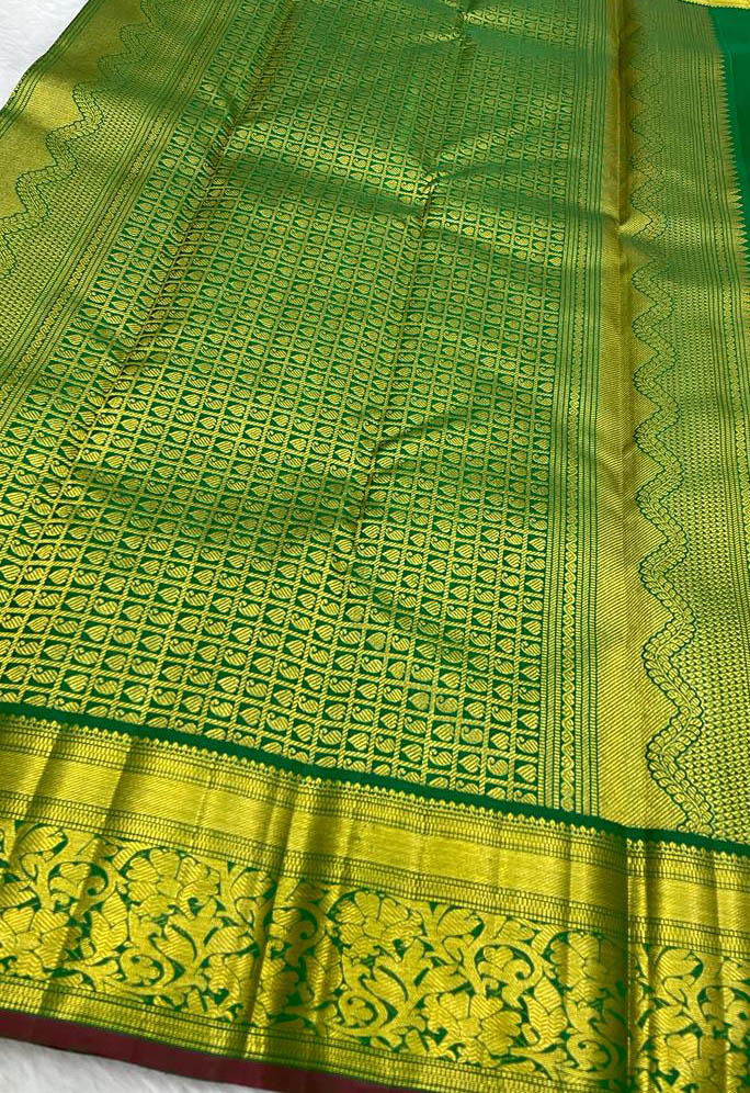 Purple Handloom Kanjeevaram Pure Silk Saree - Luxurion World