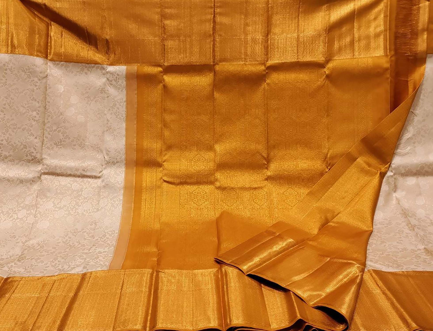 Shop the Latest Pastel Kanjeevaram Handloom Pure Silk Saree Collection - Luxurion World