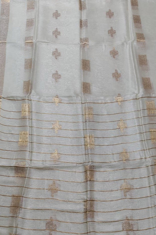 Stunning Off White Linen Silk Saree for Elegant Occasions - Luxurion World
