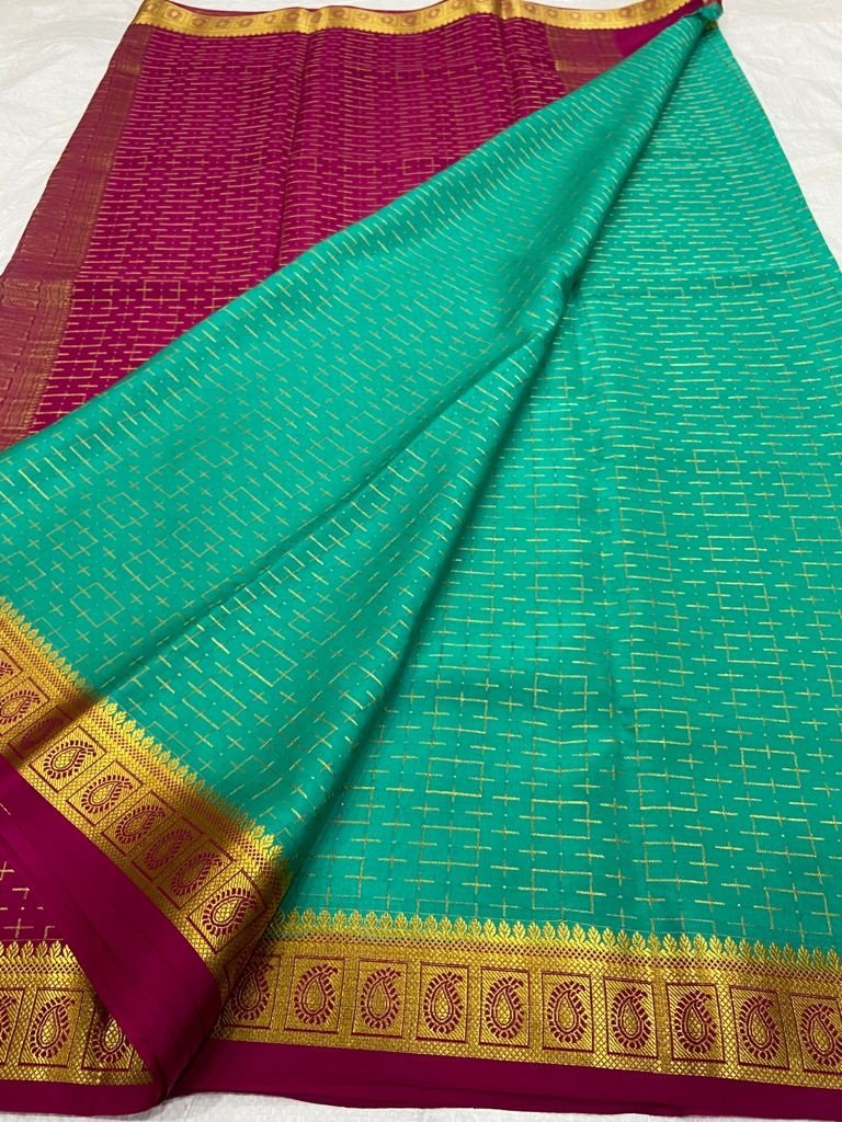 Green Handloom Mysore Crepe Silk Saree - Luxurion World