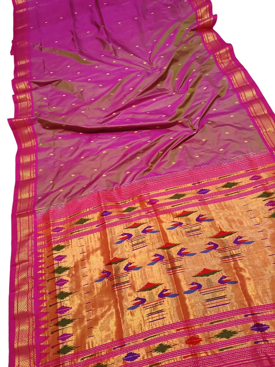 Pure Silk Pink Paithani Handloom Saree: Traditional Elegance - Luxurion World