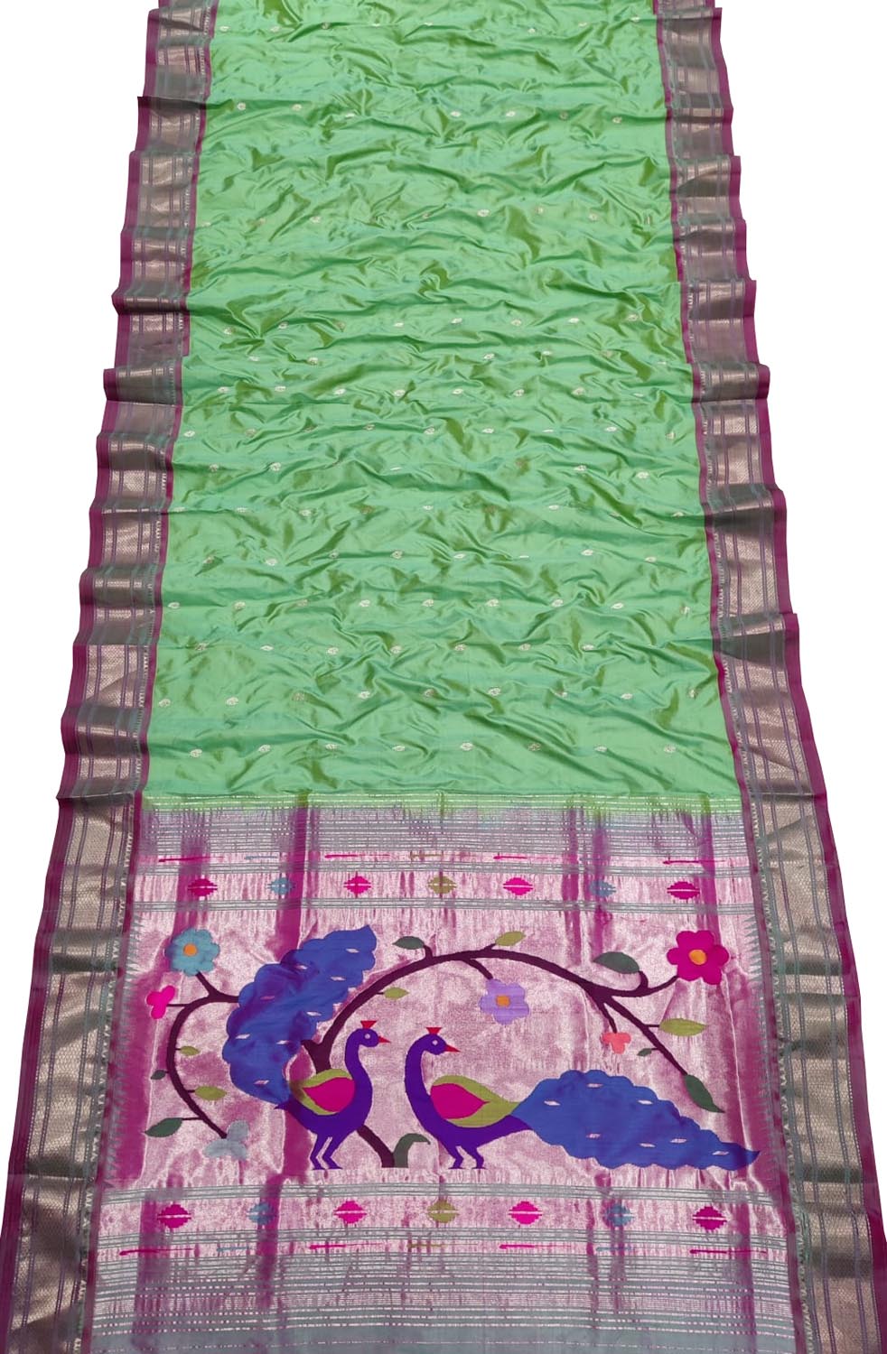 Pure Silk Green Paithani Handloom Saree: Traditional Elegance - Luxurion World