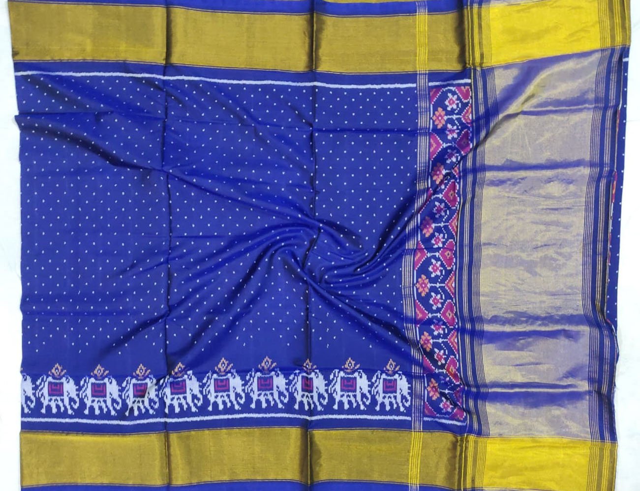 Blue Handloom Single Ikat Patola Pure Silk Saree - Luxurion World
