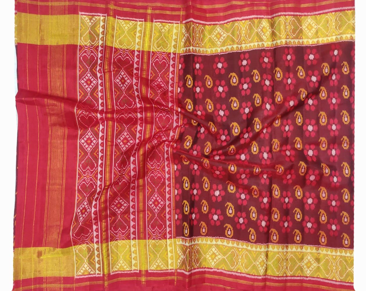 Maroon Handloom Single Ikat Patola Pure Silk Saree - Luxurion World