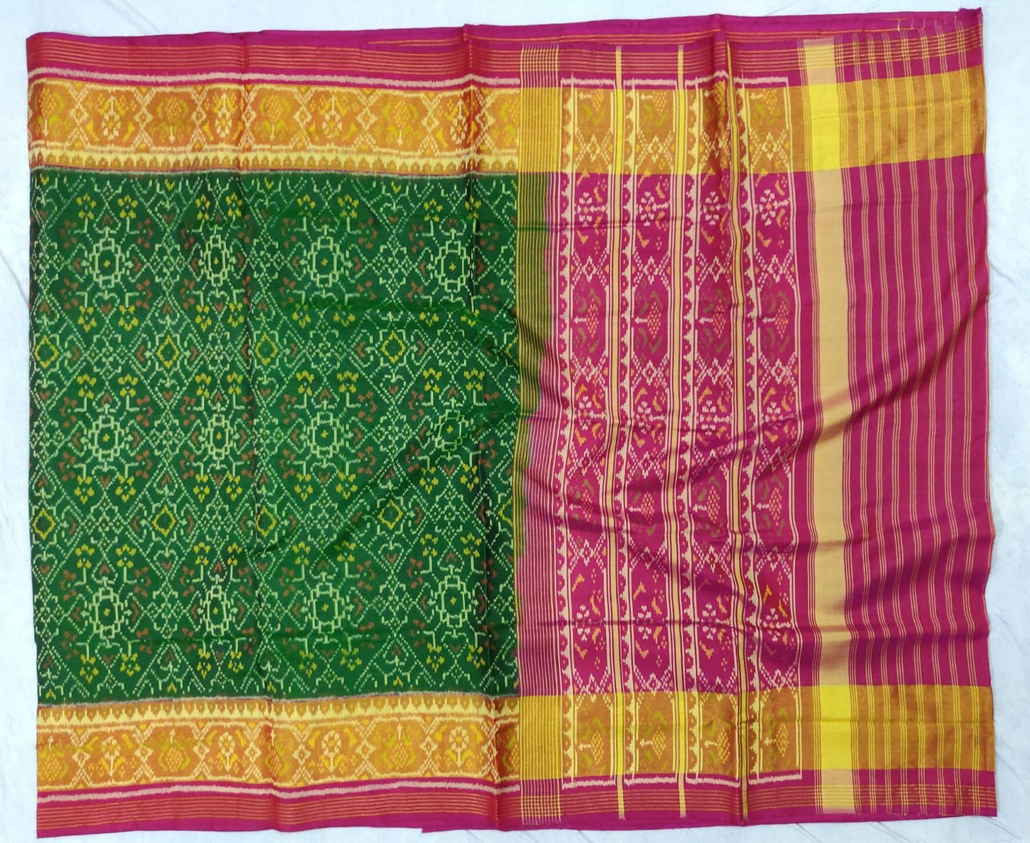 Green Handloom Single Ikat Patola Pure Silk Saree - Luxurion World