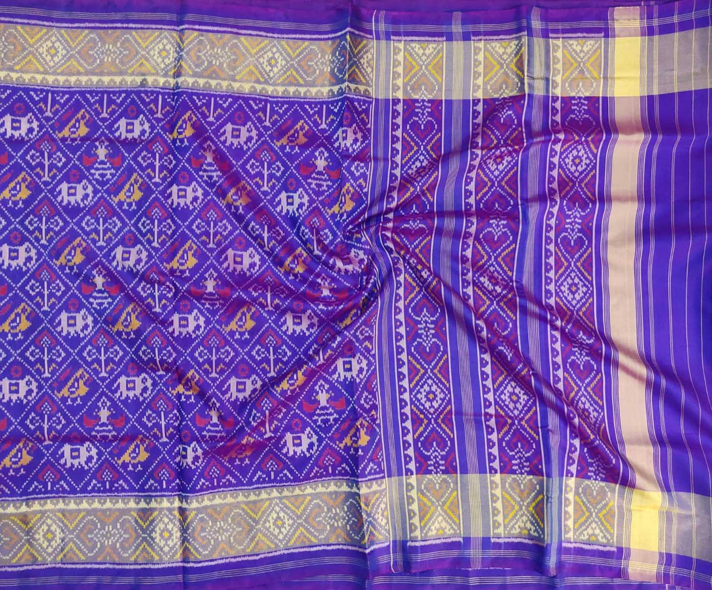 Blue Handloom Single Ikat Patola Pure Silk Saree - Luxurion World
