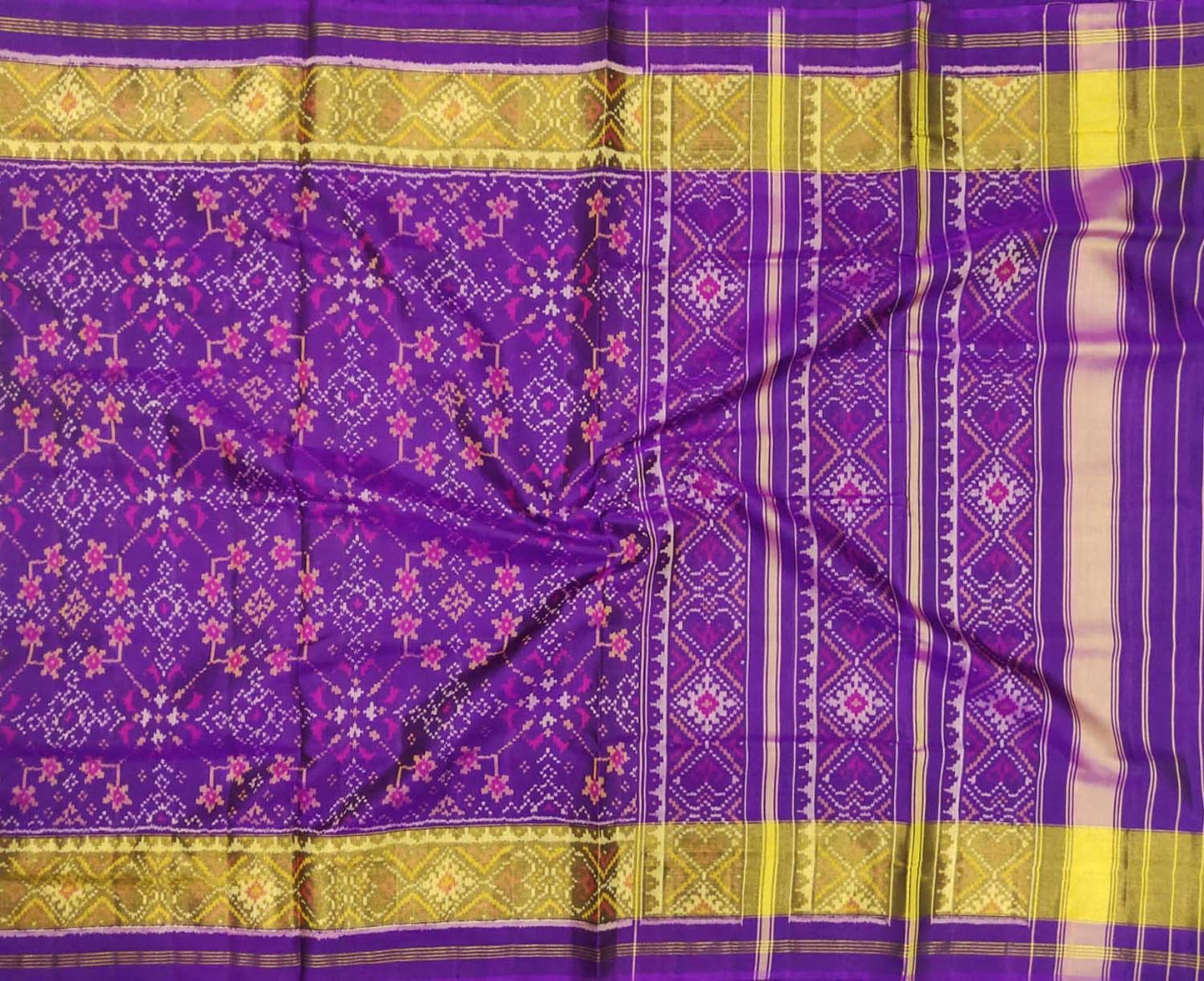 Purple Handloom Single Ikat Patola Pure Silk Saree - Luxurion World