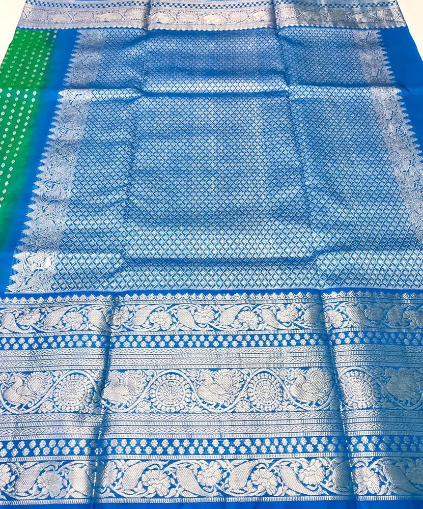 Green Handloom Venkatgiri Pure Silk Saree - Luxurion World