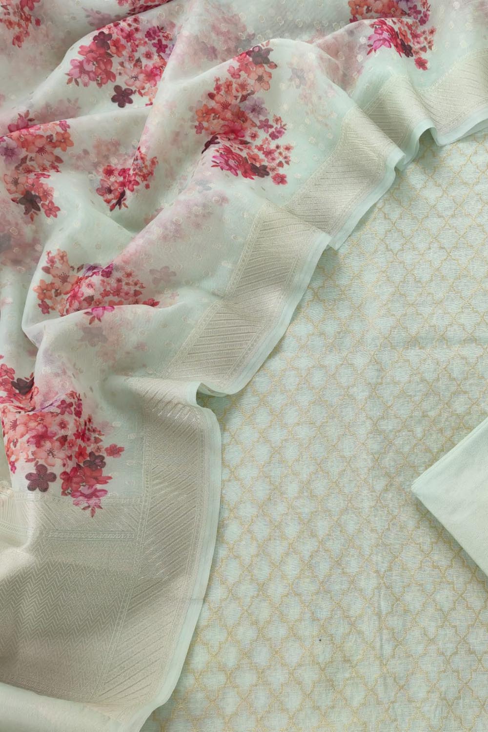 Green Banarasi Organza Silk Three Piece Unstitched Suit Set - Luxurion World