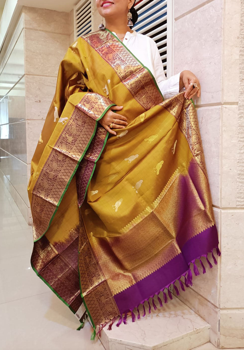 Yellow Handloom Kanjeevaram Pure Silk Dupatta - Luxurion World