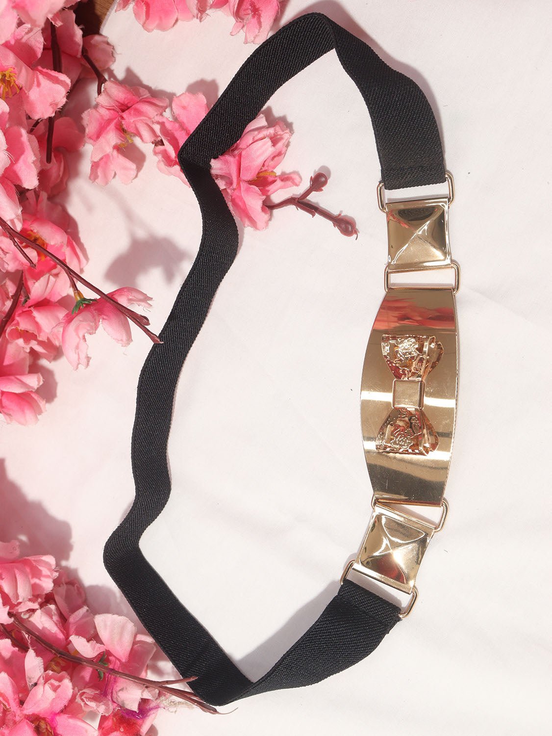 Black Belt Collection: Stylishly Secure Your Outfit and Add Spark to Your Look! - Luxurion World