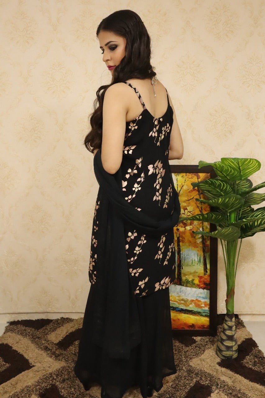 Black Foil Print Georgette Speghetti Kurti And Plain Layered Pallazo With Dupatta - Luxurion World