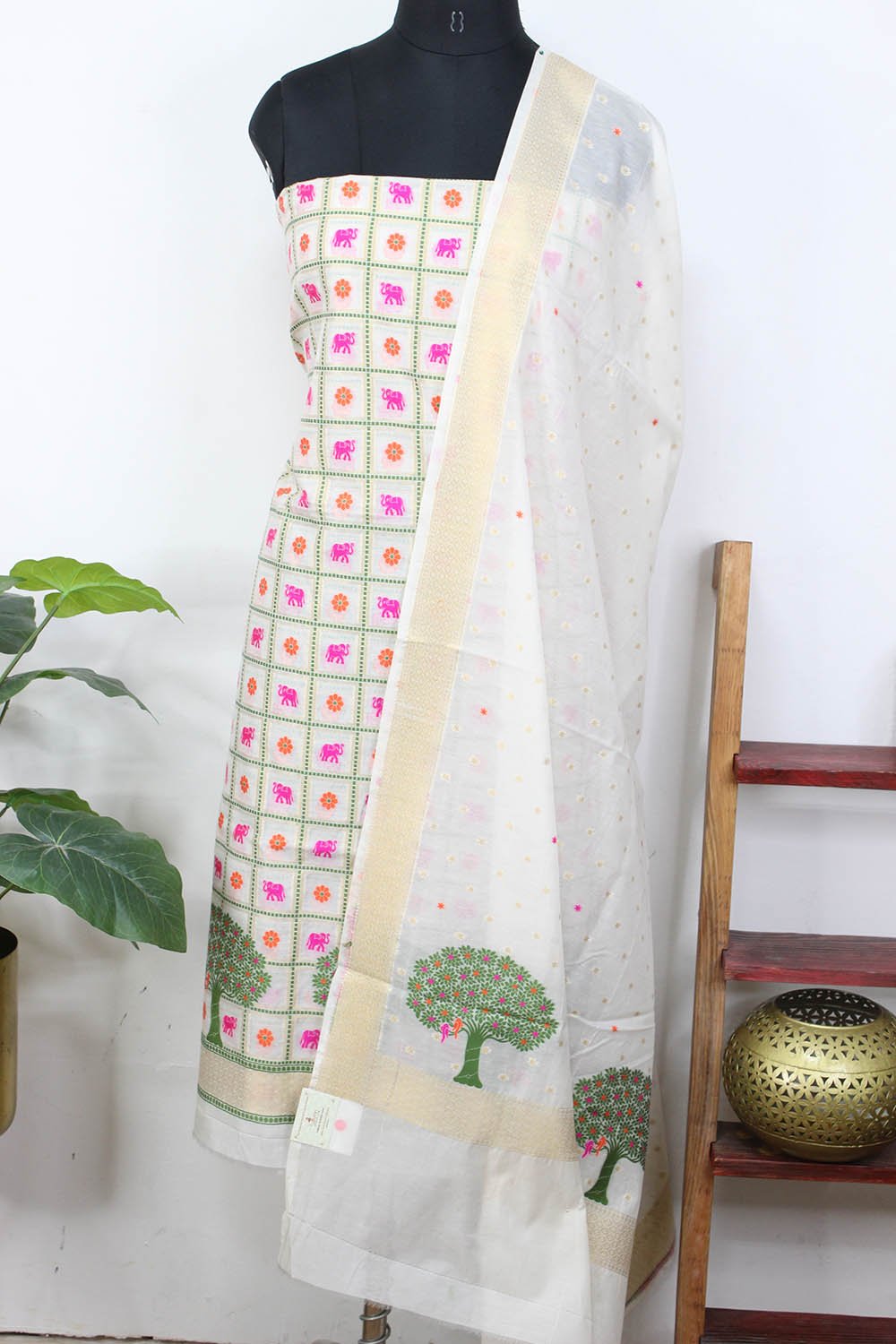 Dyeable Banarasi Cotton Meenakari Three Piece Unstitched Suit Set - Luxurion World
