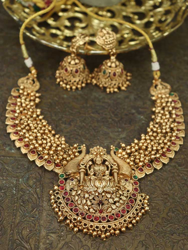 Shop Luxurionworld's Exclusive Necklace Set for Elevated Style - Luxurion World