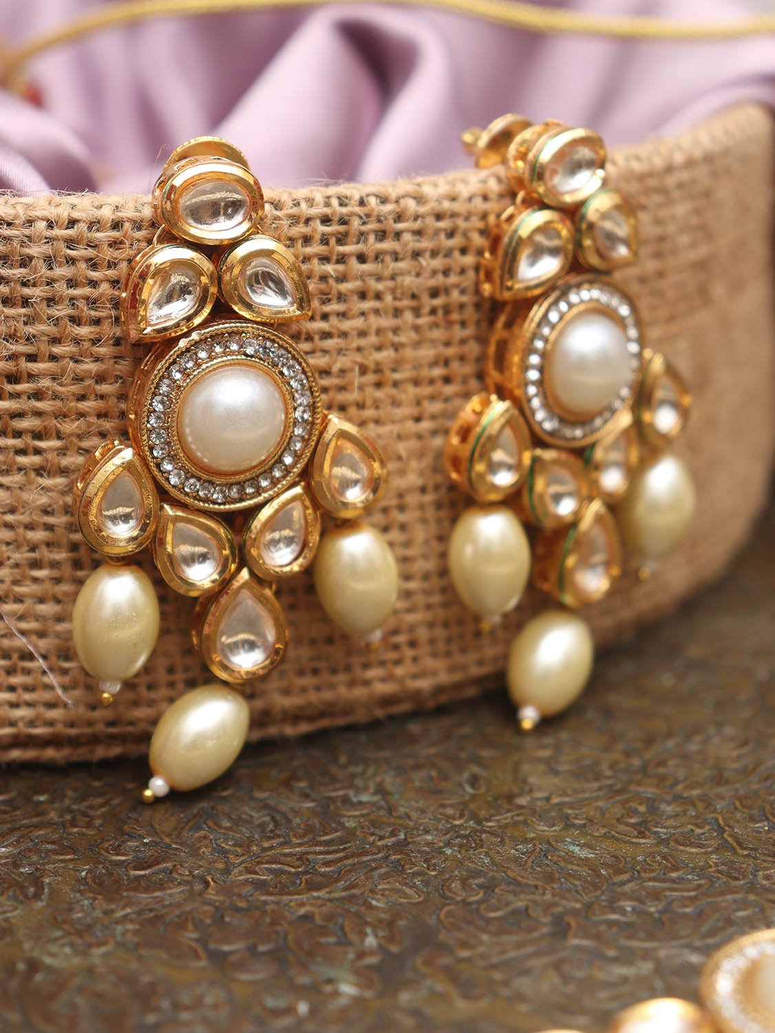 Golden Grace - Elevate Your Style with Luxurionworld's Exclusive Necklace Set - Perfect for Any Occasion - Luxurion World