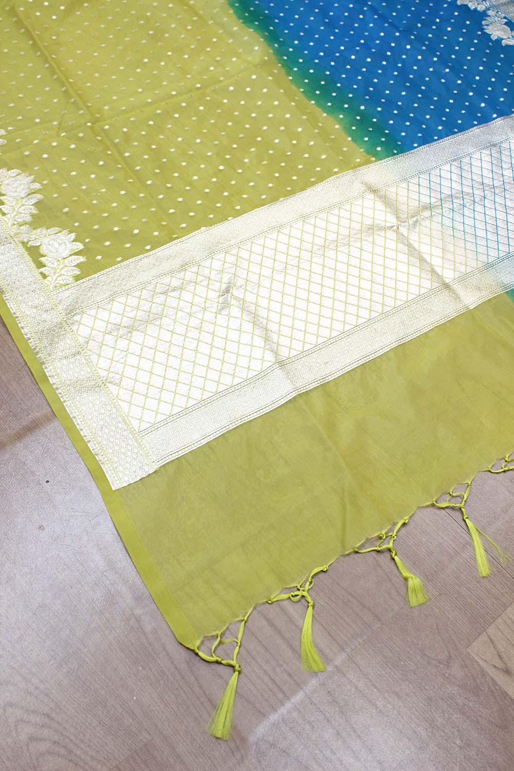 Green And Blue Shaded Banarasi Organza Dupatta - Luxurion World