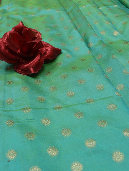 Green Handloom Banarasi Pure Katan Silk Fabric (1Mtr) - Luxurion World