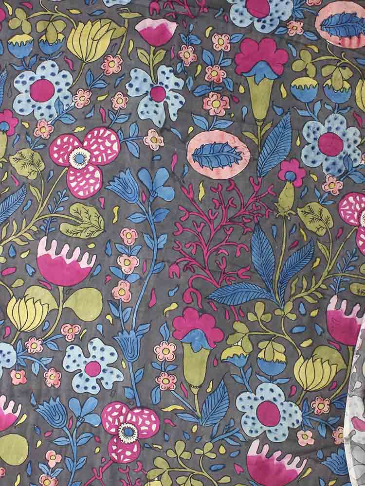 Multicolor Pen Kalamkari Pure Silk Fabric (1 Mtr ) - Luxurion World
