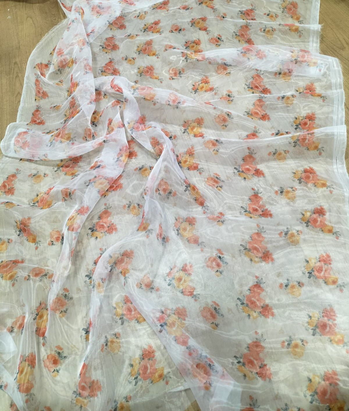 Off White Digital Printed Organza Silk Floral Design Saree - Luxurion World