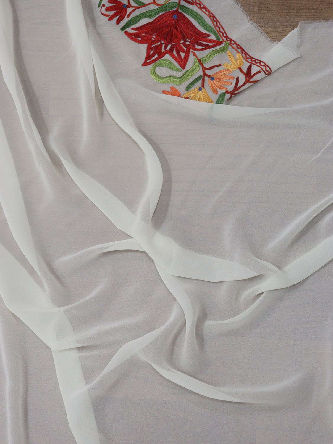 Off White Embroidered Kashmiri Aari Work Georgette Saree - Luxurion World