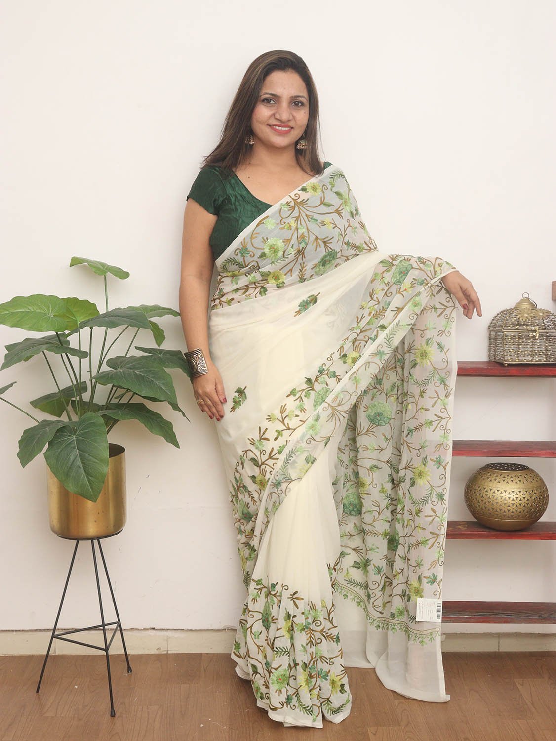 Off White Embroidered Kashmiri Aari Work Georgette Saree - Luxurion World