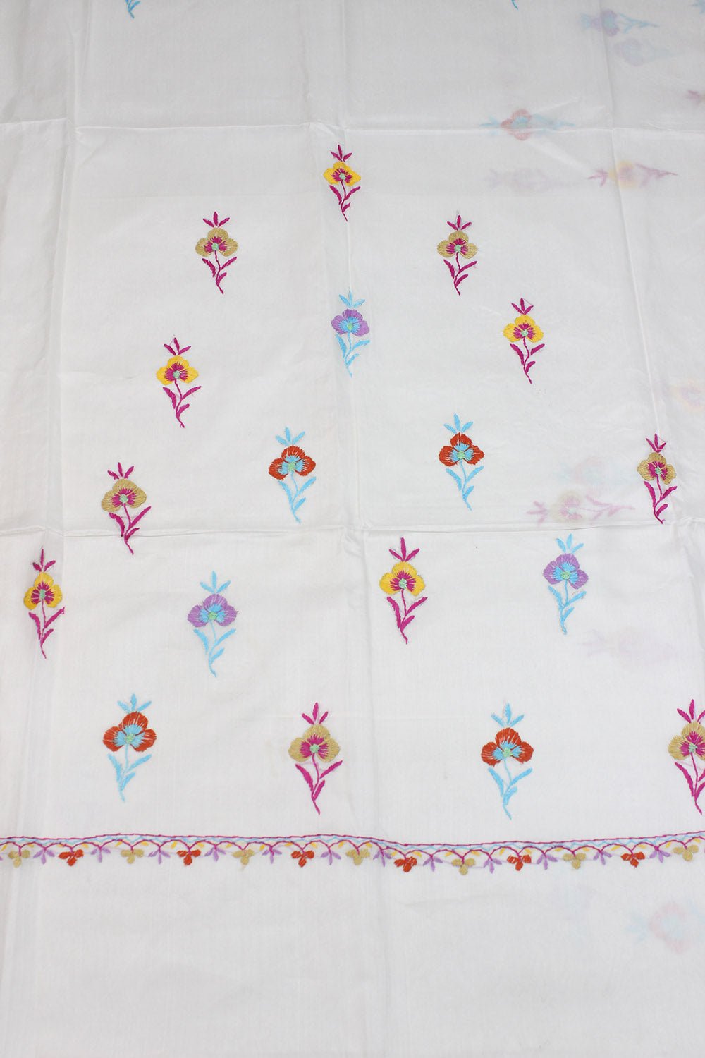 Off White Embroidered Kashmiri Sozni Work Pure Silk Saree - Luxurion World