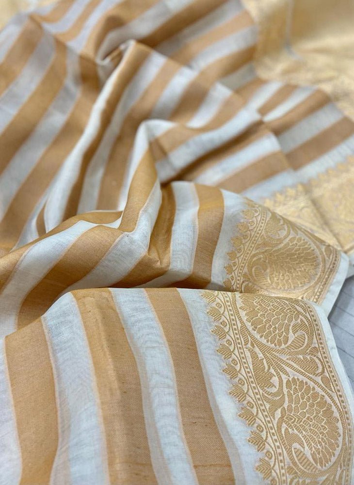Off White Handloom Banarasi Pure Kora Silk Stripe Design Saree - Luxurion World
