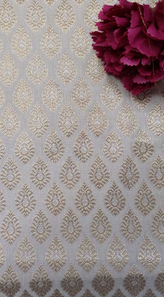 Pastel Banarasi Silk Fabric ( 1 Mtr ) - Luxurion World