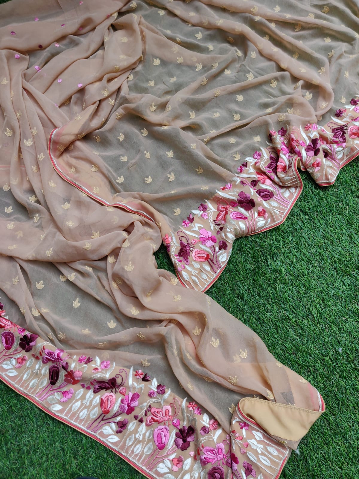 Pastel Hand Embroidered Parsi Gara Pure Georgette Dupatta - Luxurion World