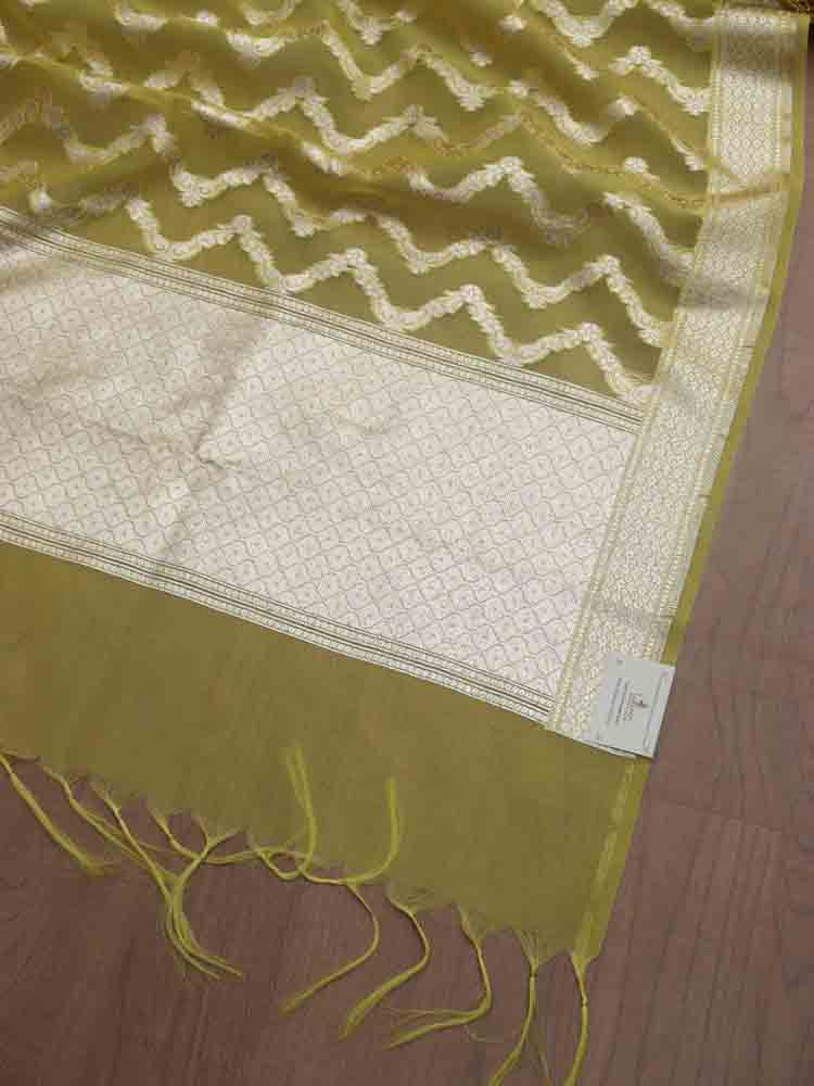 Stunning Yellow Banarasi Organza Dupatta - Perfect for Any Occasion! - Luxurion World
