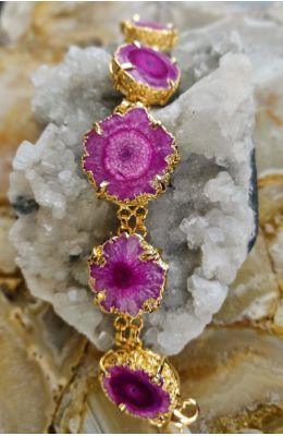 Navratri – The Delight of Celebrations with Dandiya - Luxurionworld