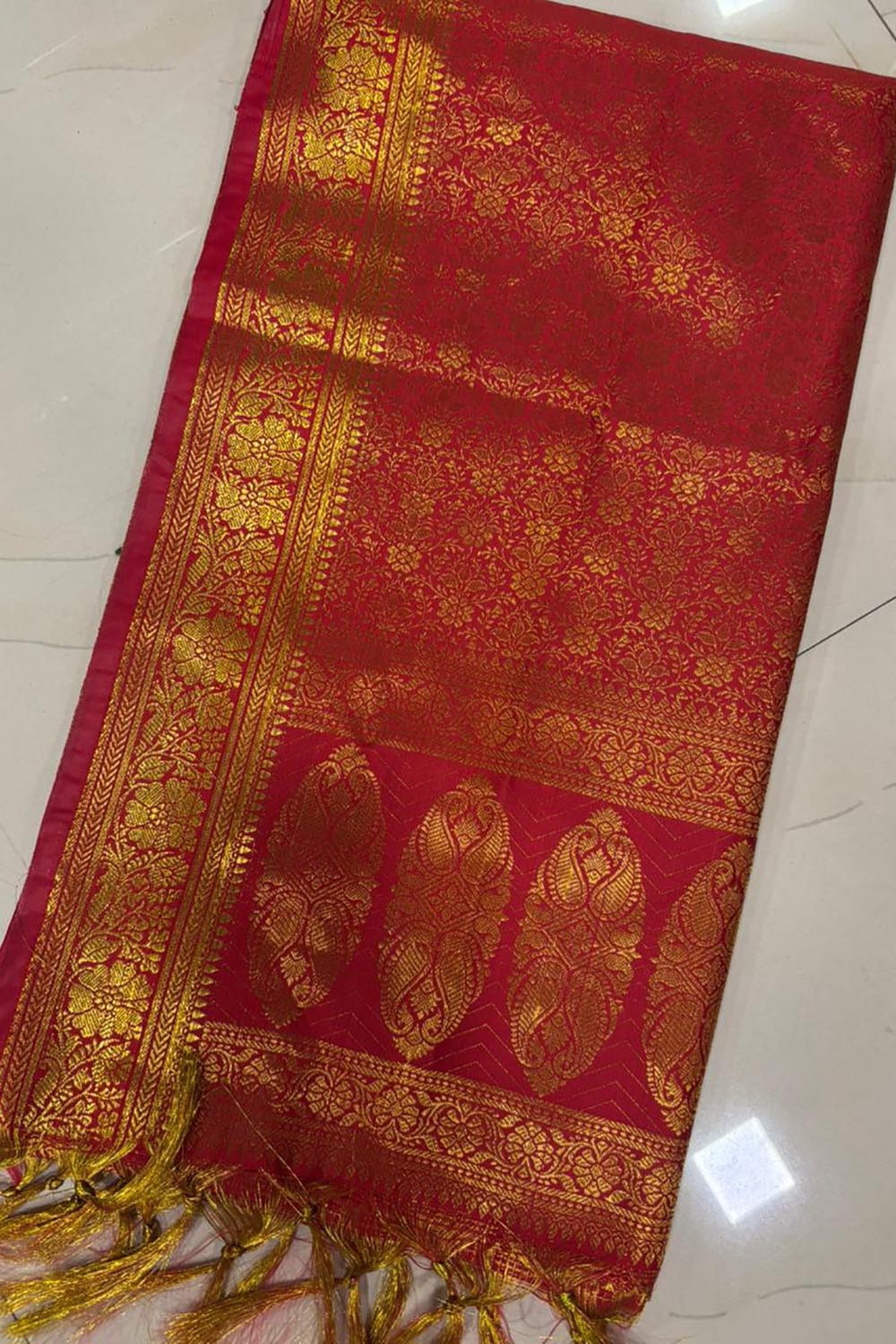 Premium Red and Pink Banarasi Silk Fashion Stole Gift Set of Two Stylish Wrap for Festive | College | Casual | Night Parties - Luxurion World