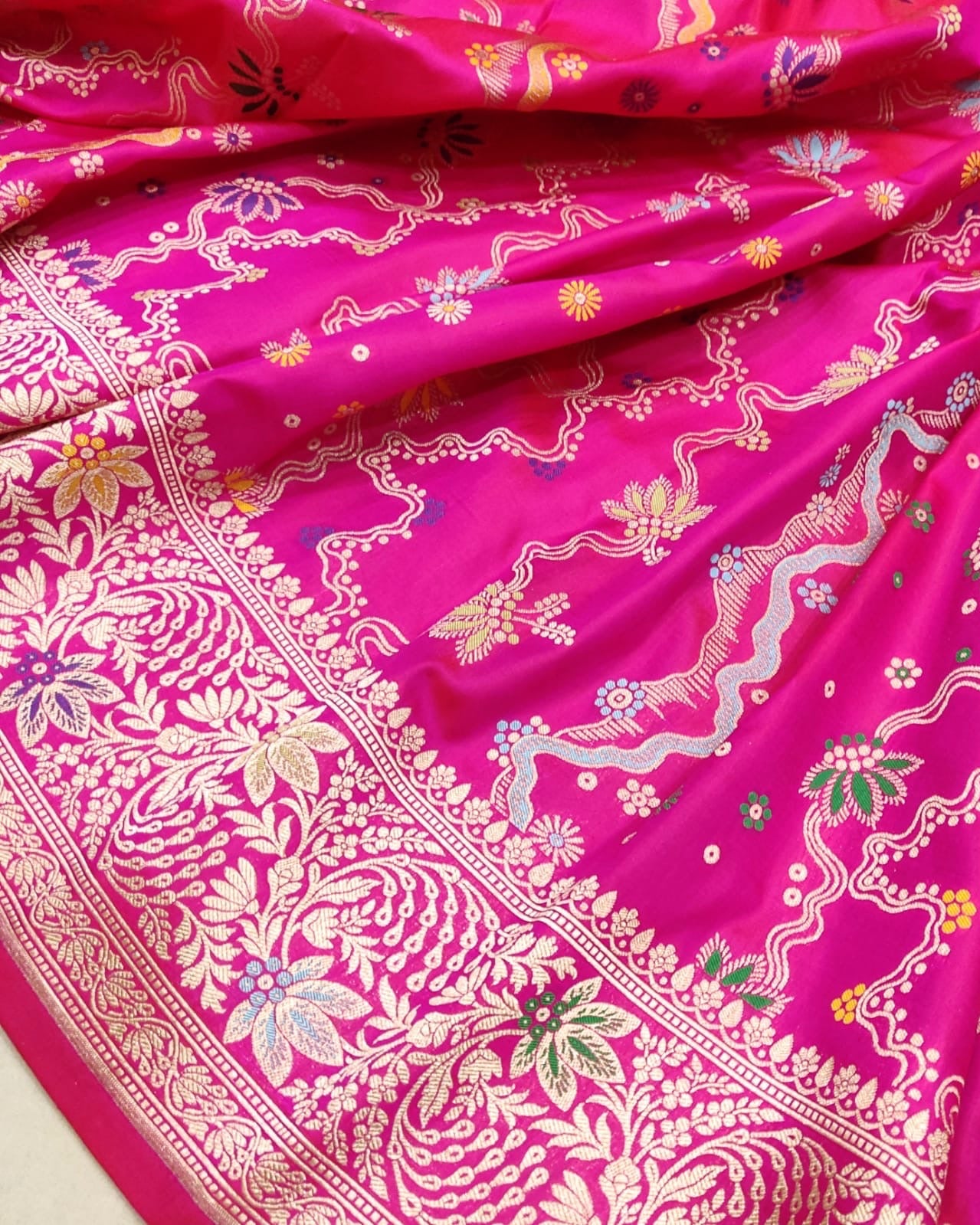 Pink Handloom Pure Banarasi Katan Silk Multi Meenakari Saree