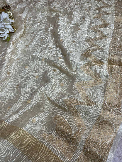 Dyeable Banarasi Handloom Pure Chiffon Crushed Booti Design Dupatta - Luxurion World