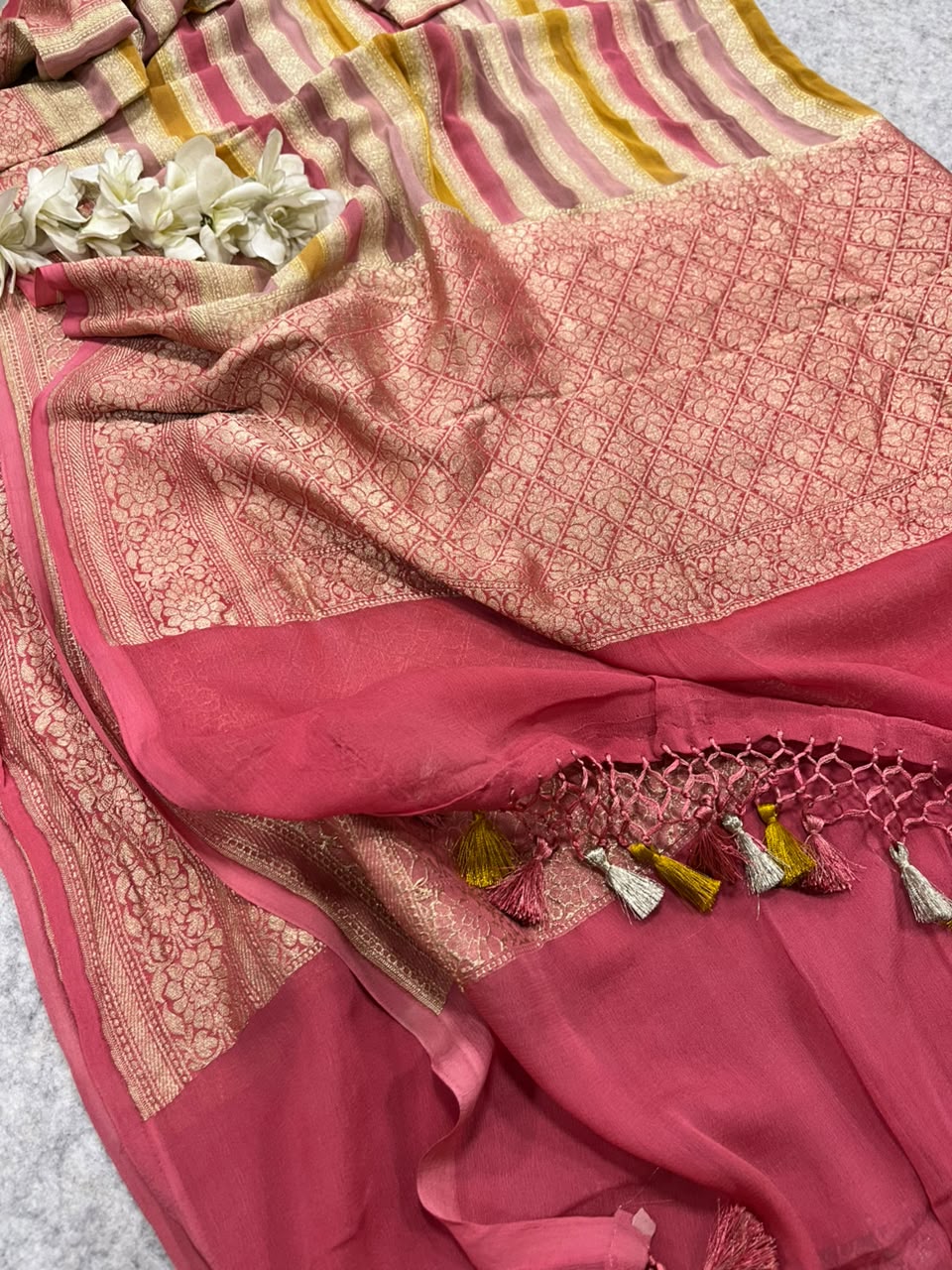 Multicolor Banarasi Handloom Pure Chiffon Georgette Dupatta