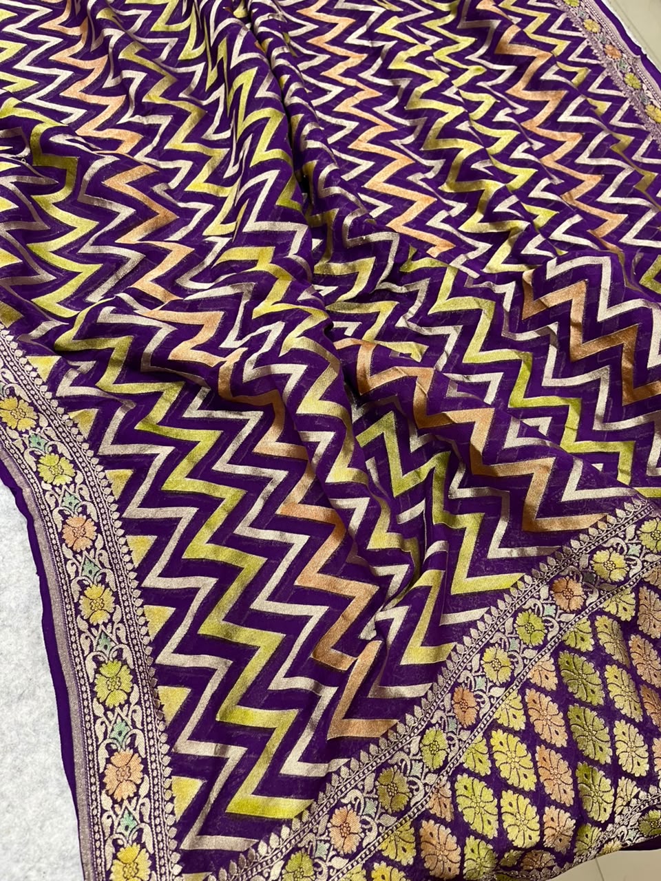 Purple Banarasi Handloom Pure Chiffon Georgette Dupatta