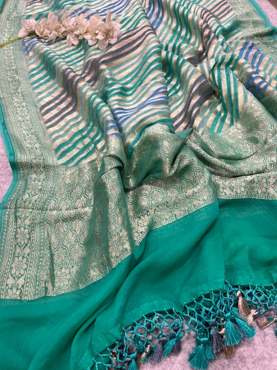 Multicolor Banarasi Handloom Pure Chiffon Georgette Dupatta