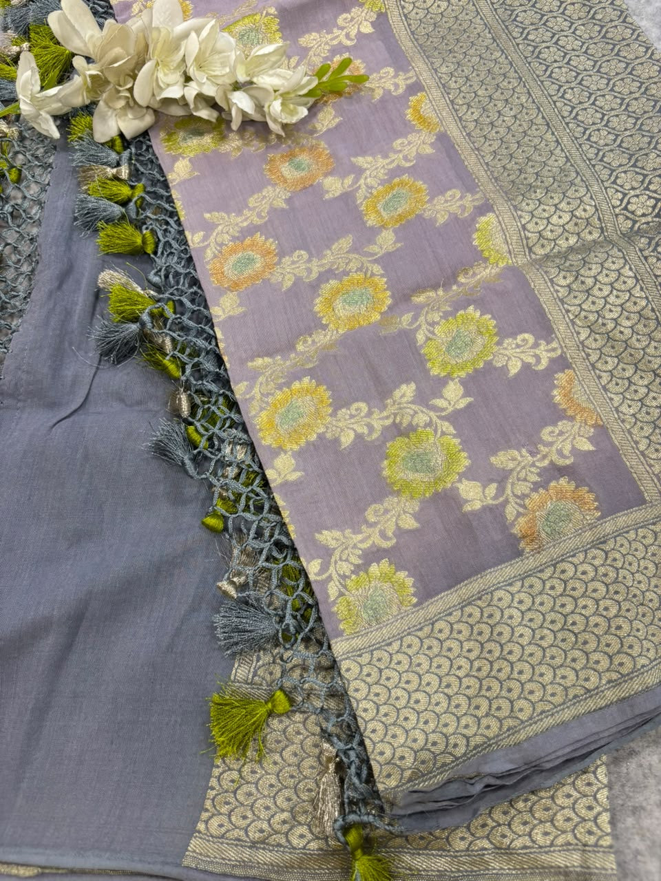 AD1B1AL426101501 Grey Banarasi Handloom Pure Moonga Silk Brush Dye Dupatta