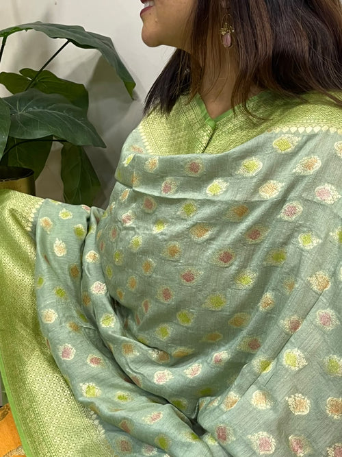 Green Banarasi Handloom Pure Moonga Silk Brush Dye Dupatta