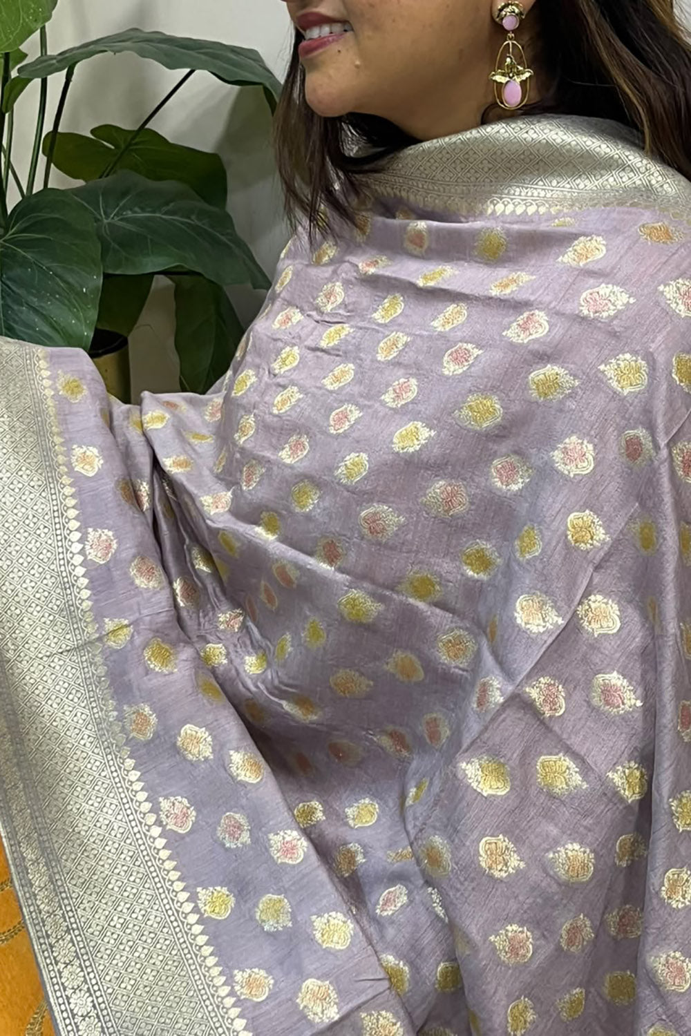 Grey Banarasi Handloom Pure Moonga Silk Brush Dye Dupatta