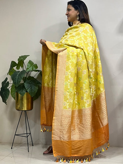Yellow Banarasi Handloom Pure Moonga Silk Brush Dye Dupatta