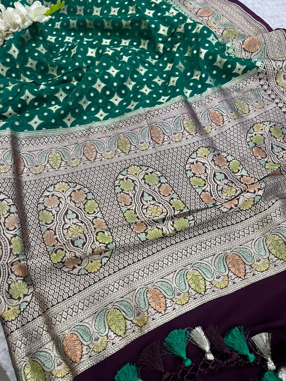 Green Banarasi Handloom Pure Chiffon Georgette Dupatta
