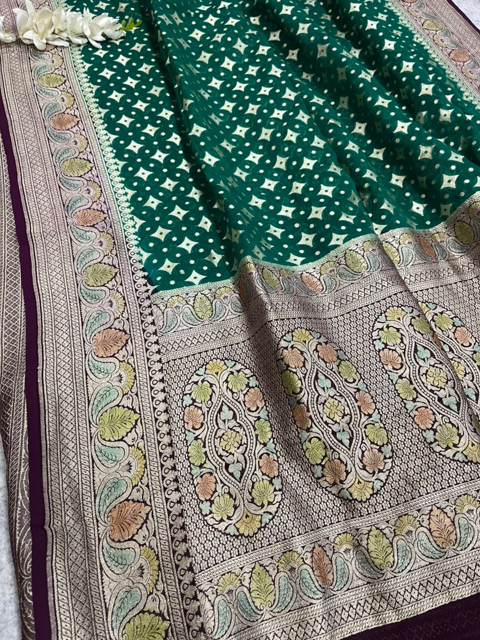 Green Banarasi Handloom Pure Chiffon Georgette Dupatta