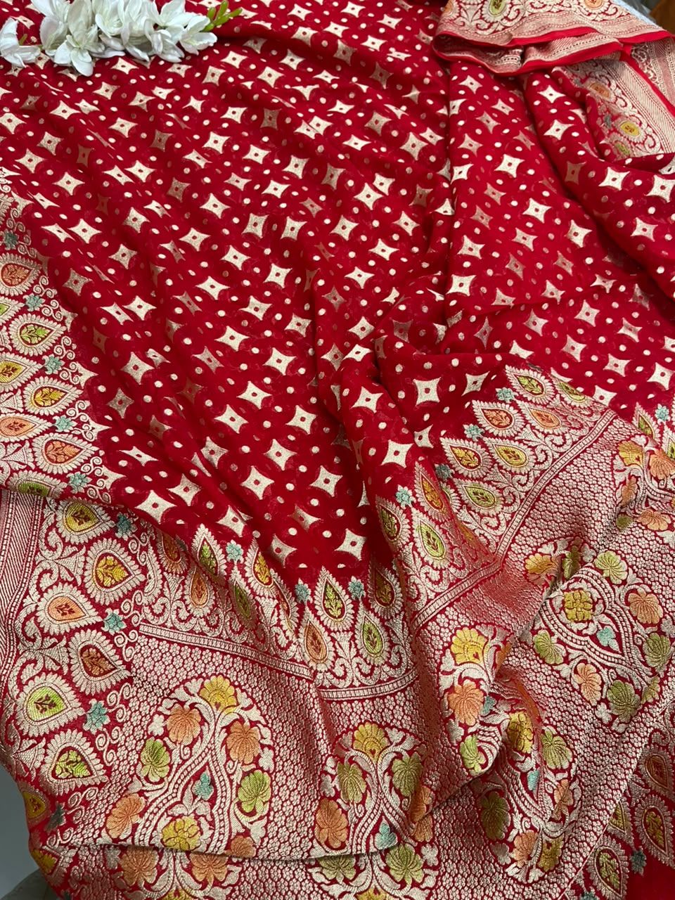 Red Banarasi Handloom Pure Chiffon Georgette Dupatta