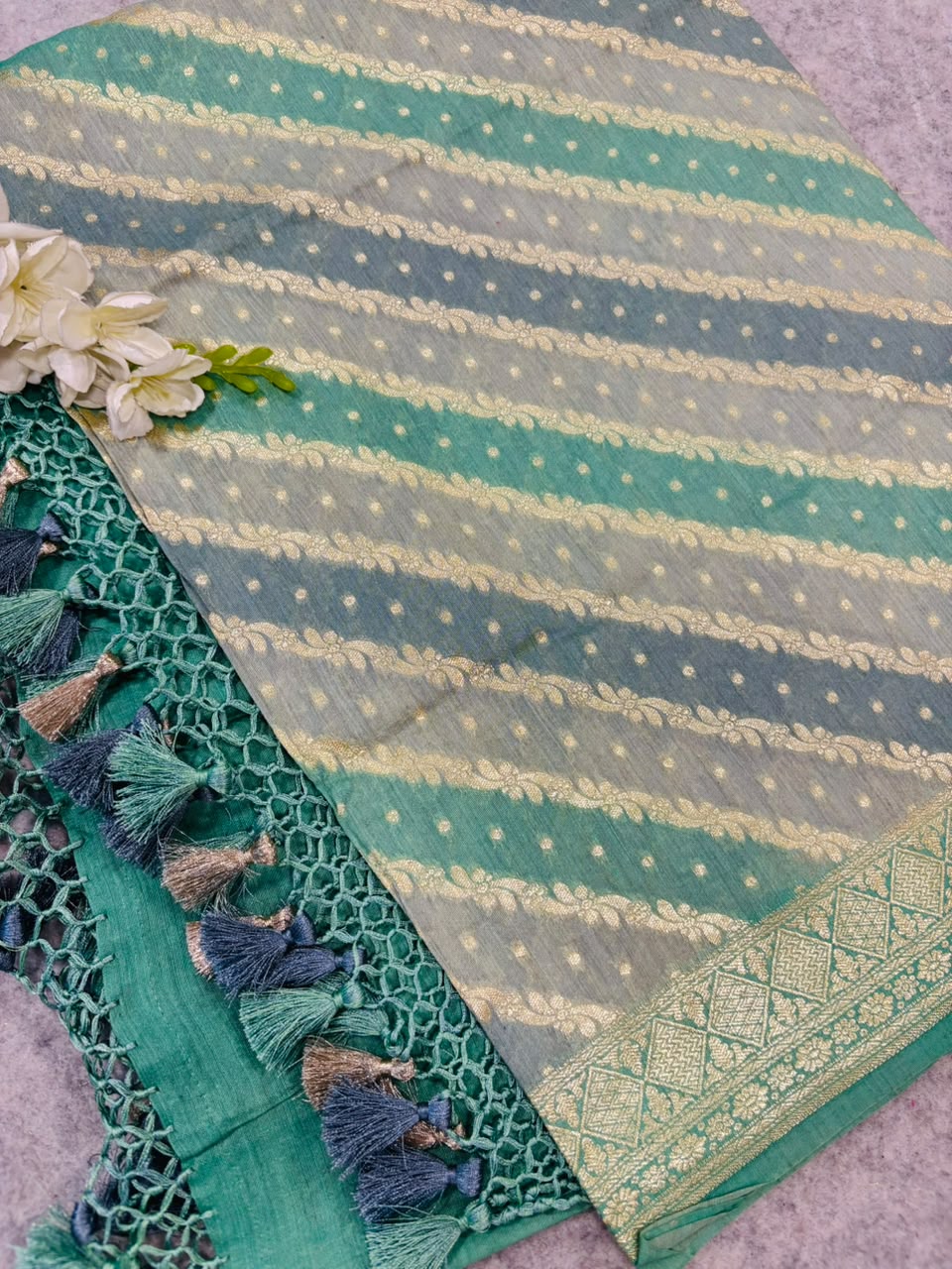 Multicolor Banarasi Handloom Pure Moonga Silk Brush Dye Dupatta