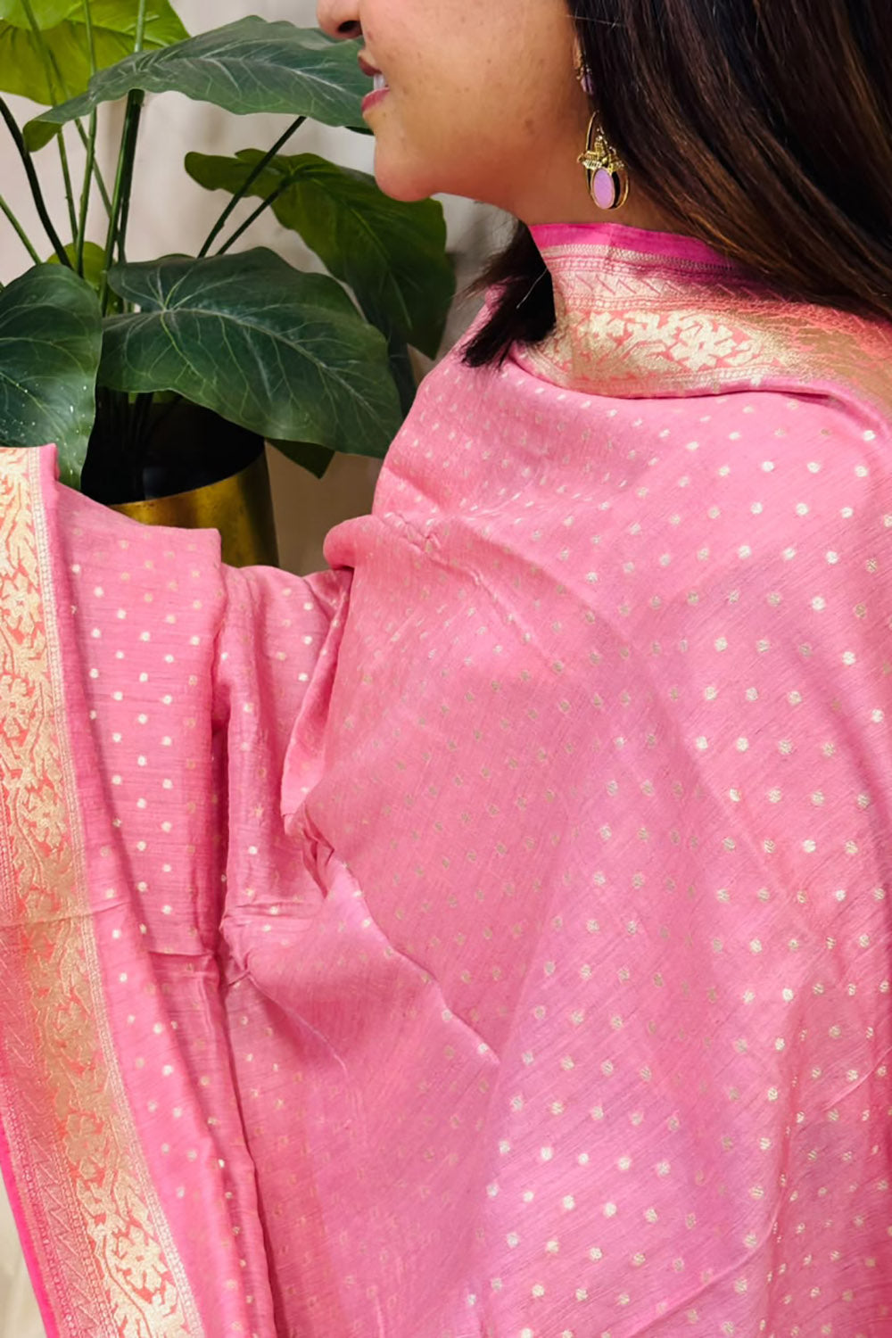 Pink Banarasi Handloom Pure Moonga Silk Brush Dye Dupatta