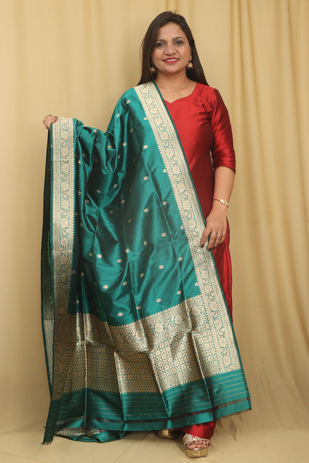 Green Banarasi Handloom Pure Katan Silk Dupatta - Luxurion World