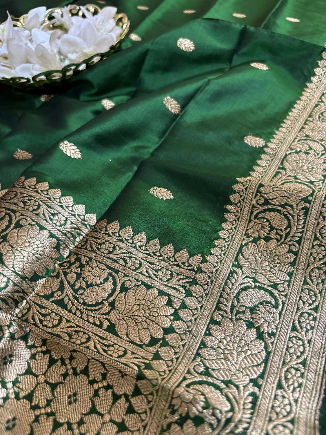 Green Banarasi Handloom Pure Katan Silk Dupatta - Luxurion World- Crafted Heirlooms